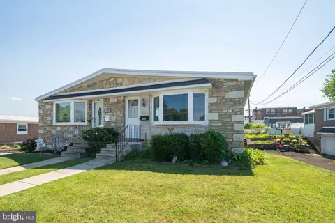 205 Dimarco Dr, Philadelphia, PA 19154