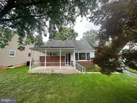 3210 Primrose Rd, Philadelphia, PA 19114