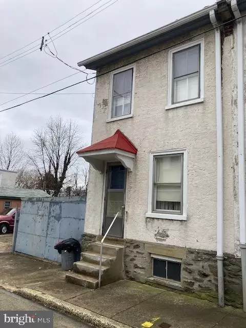226 E Springer St, Philadelphia, PA 19119