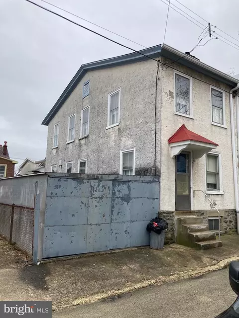 237 E Springer St, Philadelphia, PA 19119