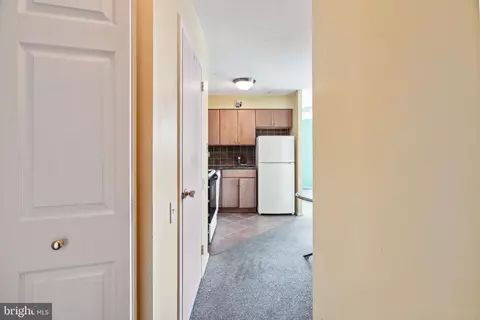 1420 Locust St #18B, Philadelphia, PA 19102