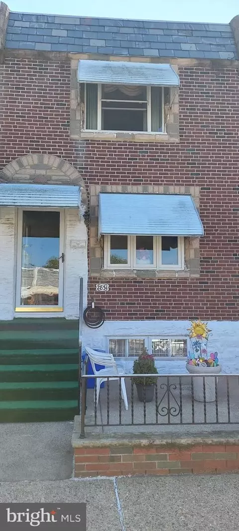 2831 S Hutchinson St, Philadelphia, PA 19148