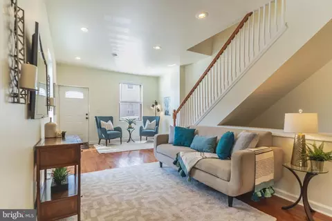 2248 Taggert St, Philadelphia, PA 19125