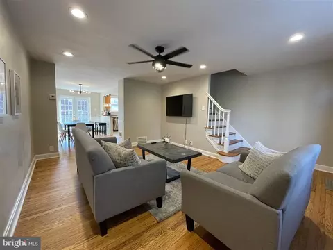 7652 Gilbert St, Philadelphia, PA 19150