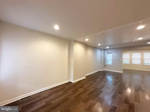 5405 Morse St, Philadelphia, PA 19131