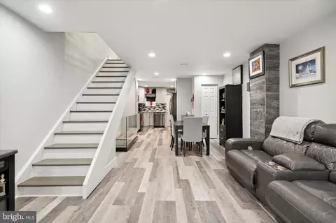2952 S Sydenham St, Philadelphia, PA 19145