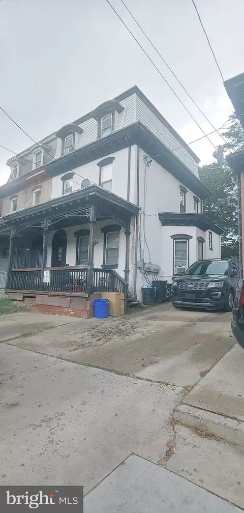 4708 Penn St, Philadelphia, PA 19124