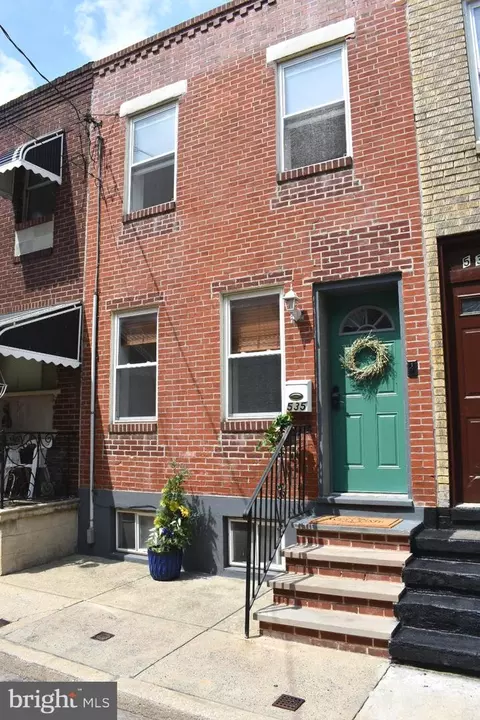535 Cantrell St, Philadelphia, PA 19148