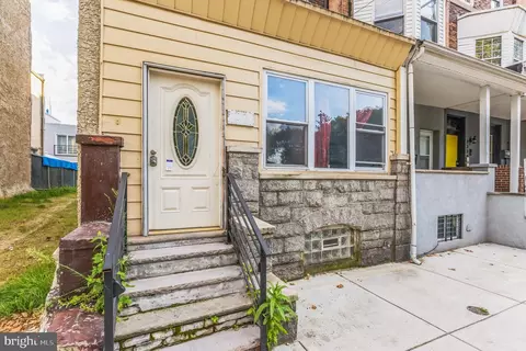 2326 Reed St, Philadelphia, PA 19146
