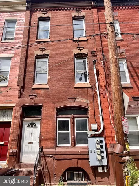 2216 N 15th St, Philadelphia, PA 19132