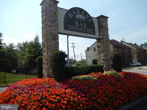5100 Convent Ln #314, Philadelphia, PA 19114