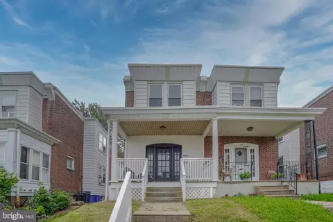 466 Robbins St, Philadelphia, PA 19111