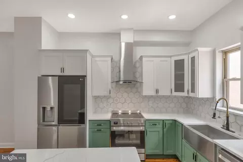 1024 S 22nd St, Philadelphia, PA 19146