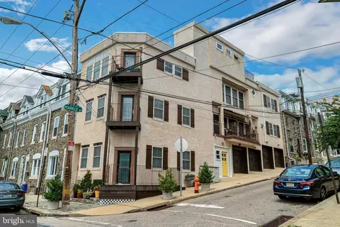 3937 Terrace St, Philadelphia, PA 19128