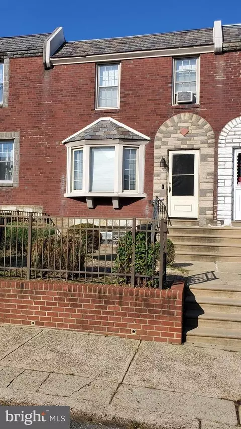 4217 Oakmont St, Philadelphia, PA 19136