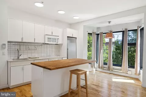 2101 Kimball St #2, Philadelphia, PA 19146