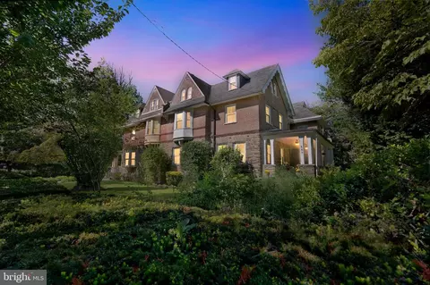 547 Pelham Rd, Philadelphia, PA 19119