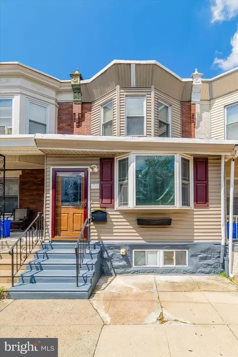 814 S Vodges St, Philadelphia, PA 19143