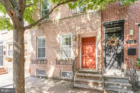 746 S Martin St, Philadelphia, PA 19146