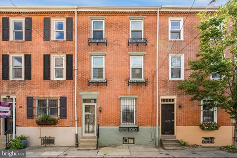 1618 Naudain St, Philadelphia, PA 19146