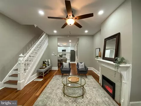 1352 S 46th St, Philadelphia, PA 19143