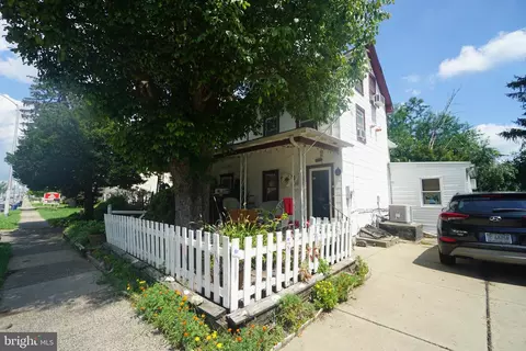 1939 Welsh Rd, Philadelphia, PA 19115