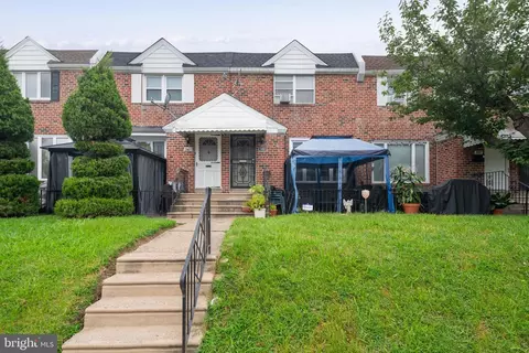 7463 Brockton Rd, Philadelphia, PA 19151