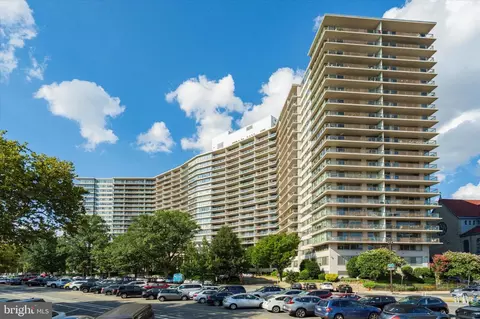 2401 Pennsylvania Ave #19B28, Philadelphia, PA 19130