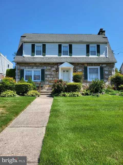 919 Napfle Ave, Philadelphia, PA 19111