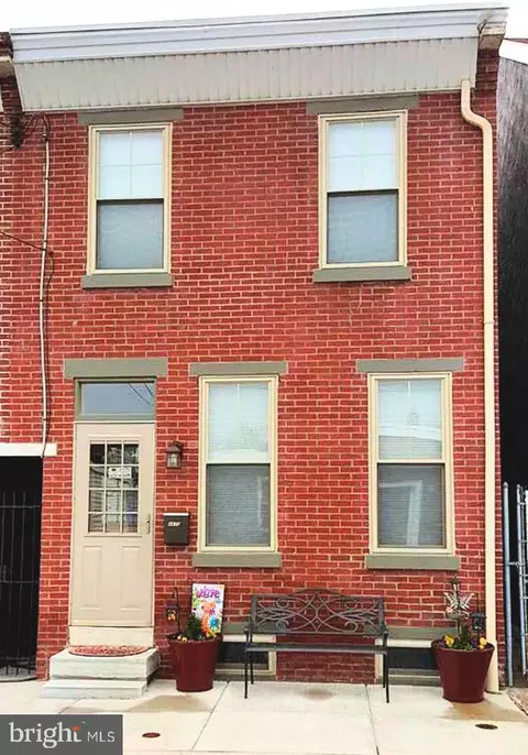 4635 Emery St, Philadelphia, PA 19137