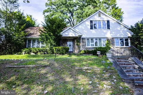 7015 Crittenden St, Philadelphia, PA 19119