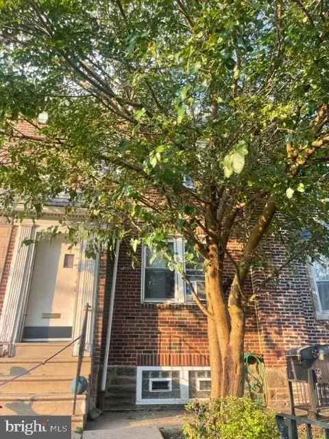 1223 Gilham St, Philadelphia, PA 19111