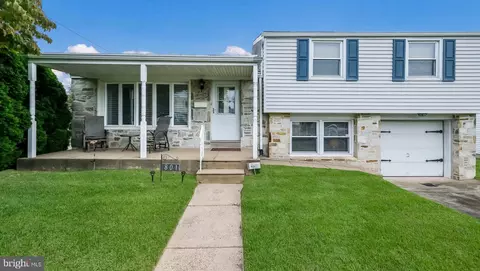 801 Selma St, Philadelphia, PA 19116