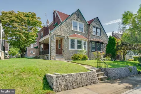 825 Knorr St, Philadelphia, PA 19111