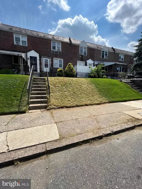 7524 Sherwood Rd, Philadelphia, PA 19151