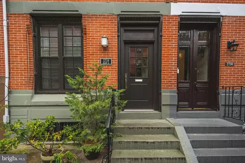 2728 Brown St, Philadelphia, PA 19130