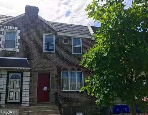 6651 Erdrick St, Philadelphia, PA 19135