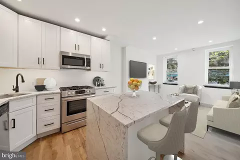 723-27 S 17th St UNIT 727A, Philadelphia, PA 19146