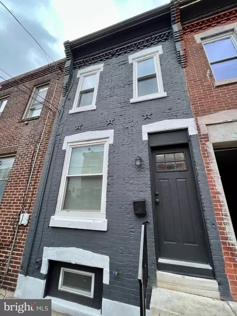 2816 Helen St, Philadelphia, PA 19134