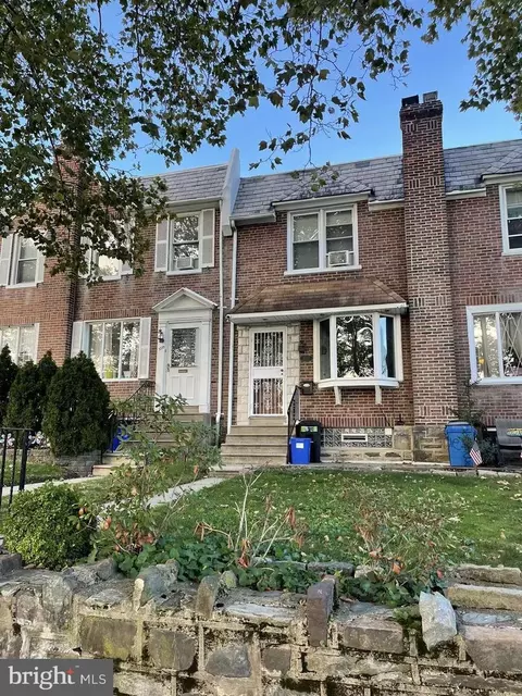 3337 Glenview St, Philadelphia, PA 19149