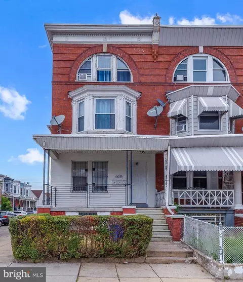 6033 Chestnut St, Philadelphia, PA 19139