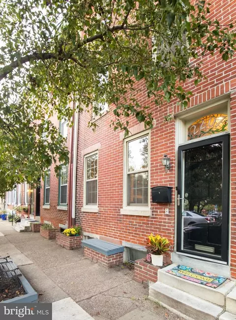 2207 Aspen St, Philadelphia, PA 19130