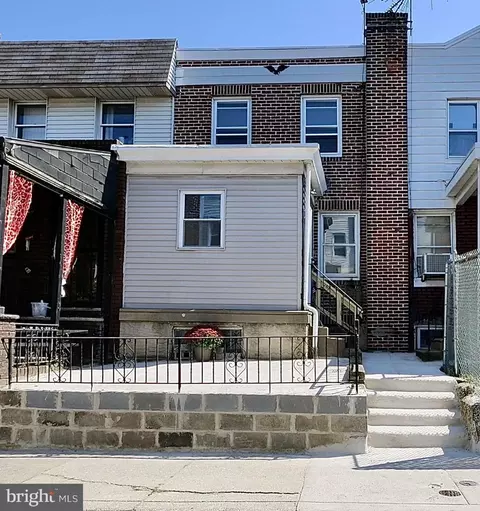 6506 Theodore St, Philadelphia, PA 19142