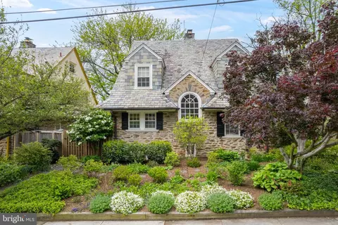 7328 Rural Ln, Philadelphia, PA 19119
