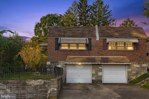 928 Kendrick St, Philadelphia, PA 19111