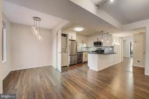 309 S 2nd St #1A, Philadelphia, PA 19106