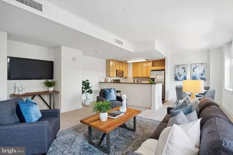 111 S 15th St #1907, Philadelphia, PA 19102