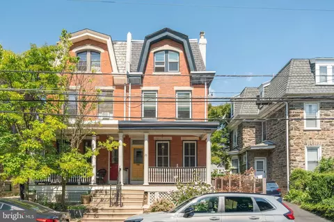 25 E Gravers Ln, Philadelphia, PA 19118