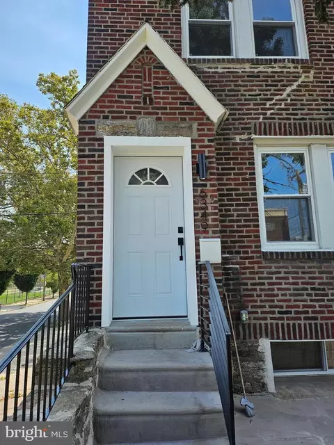 6349 Walker St, Philadelphia, PA 19135
