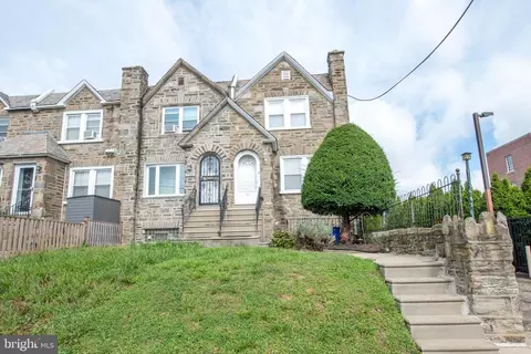 7160 Charles St, Philadelphia, PA 19135